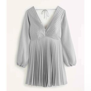 NWT Abercrombie & Fitch Long-Sleeve Satin Pleated Mini Dress size M